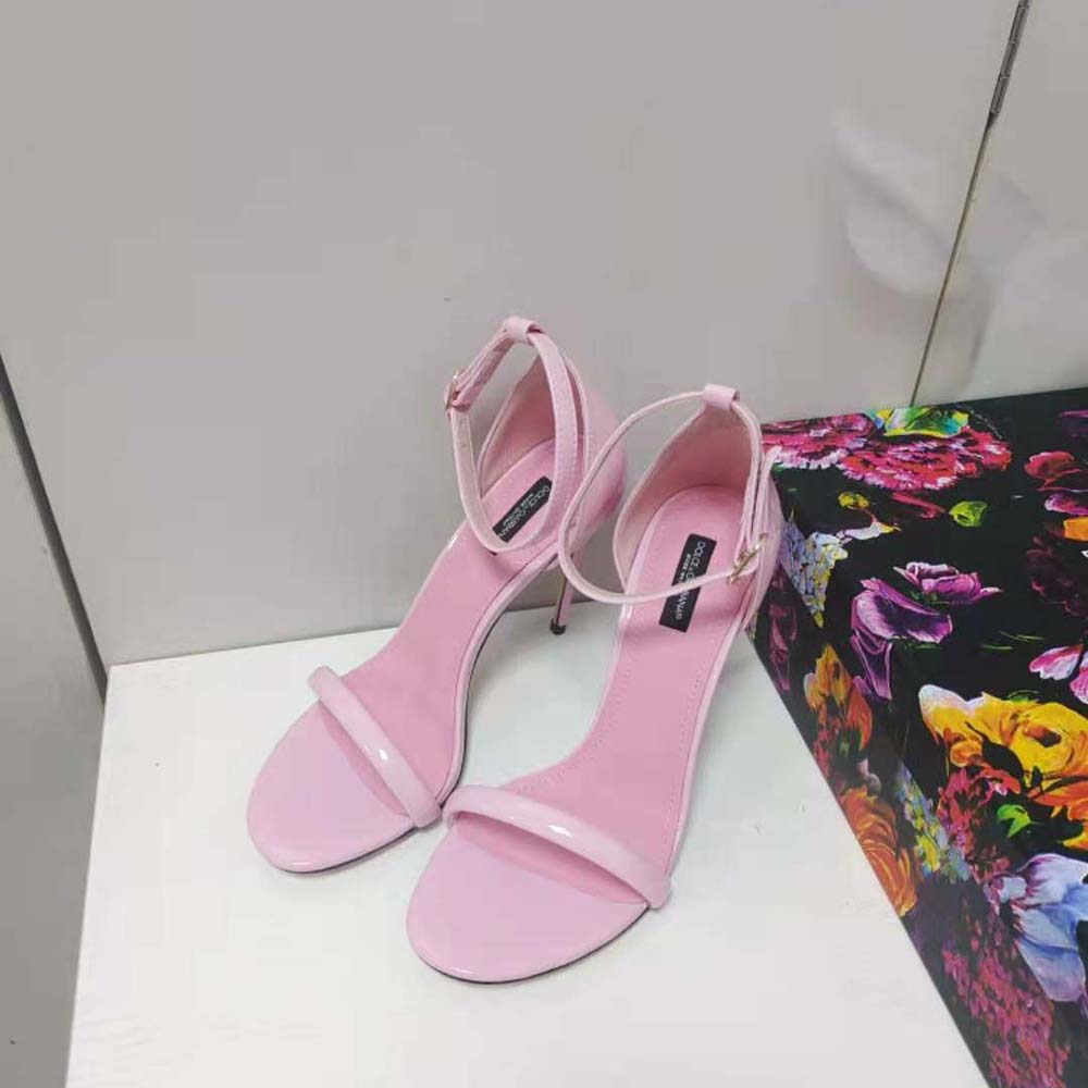 Front angle showing toe and patent finish of Dolce Gabbana D&G sandals