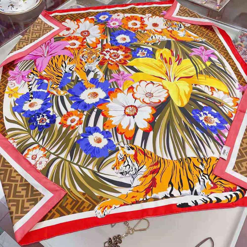 Fendi Women Flower Foulard Foulard from the Spring Festival Capsule Collection - image 7