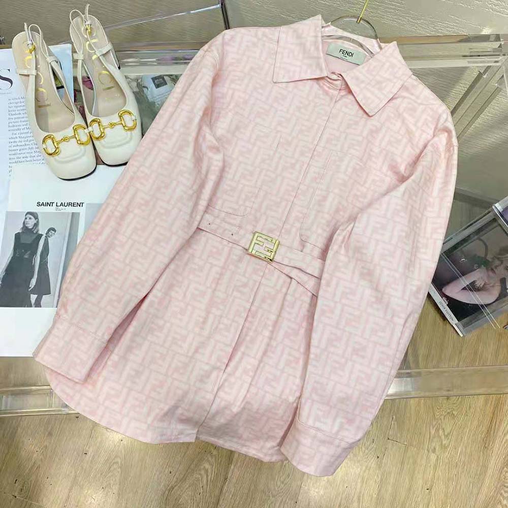 Close-up of low-cut set-in sleeves on pink denim Fendi jacket