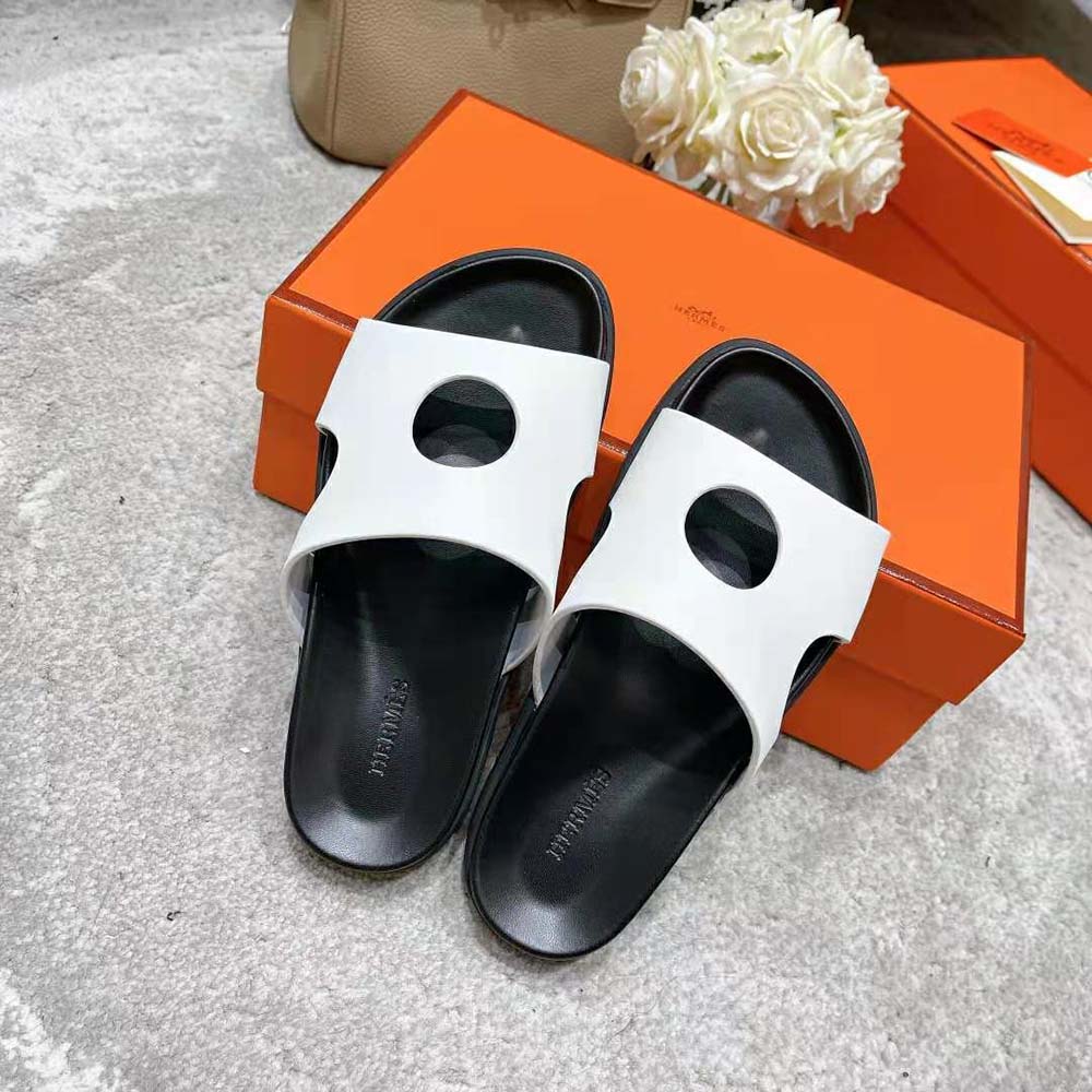 Hermes Women Edith Sandal in Calfskin with Perforated Upper-White - image 4