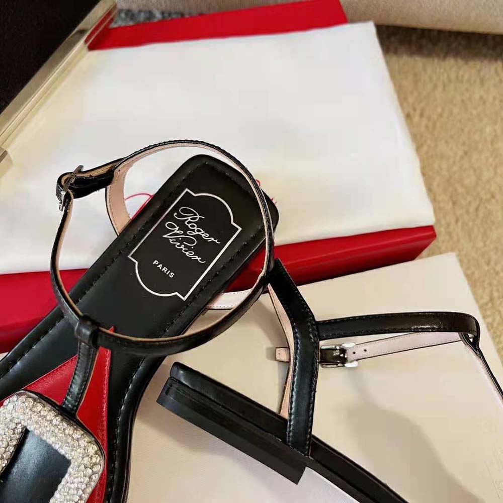 Roger Vivier Women Viv Choc Strass Buckle Thong Sandals in Leather-Black - image 7