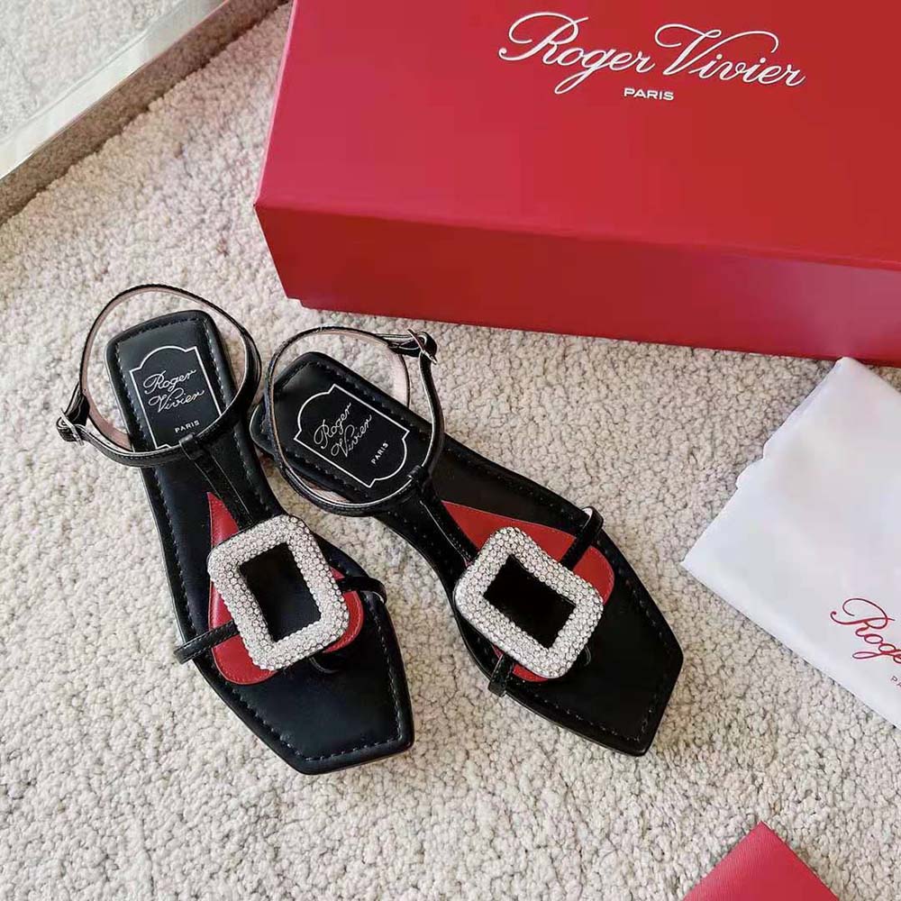 Top angle showing thong strap and leather detail on Roger Vivier Women Viv Choc Strass Buckle Thong Sandals
