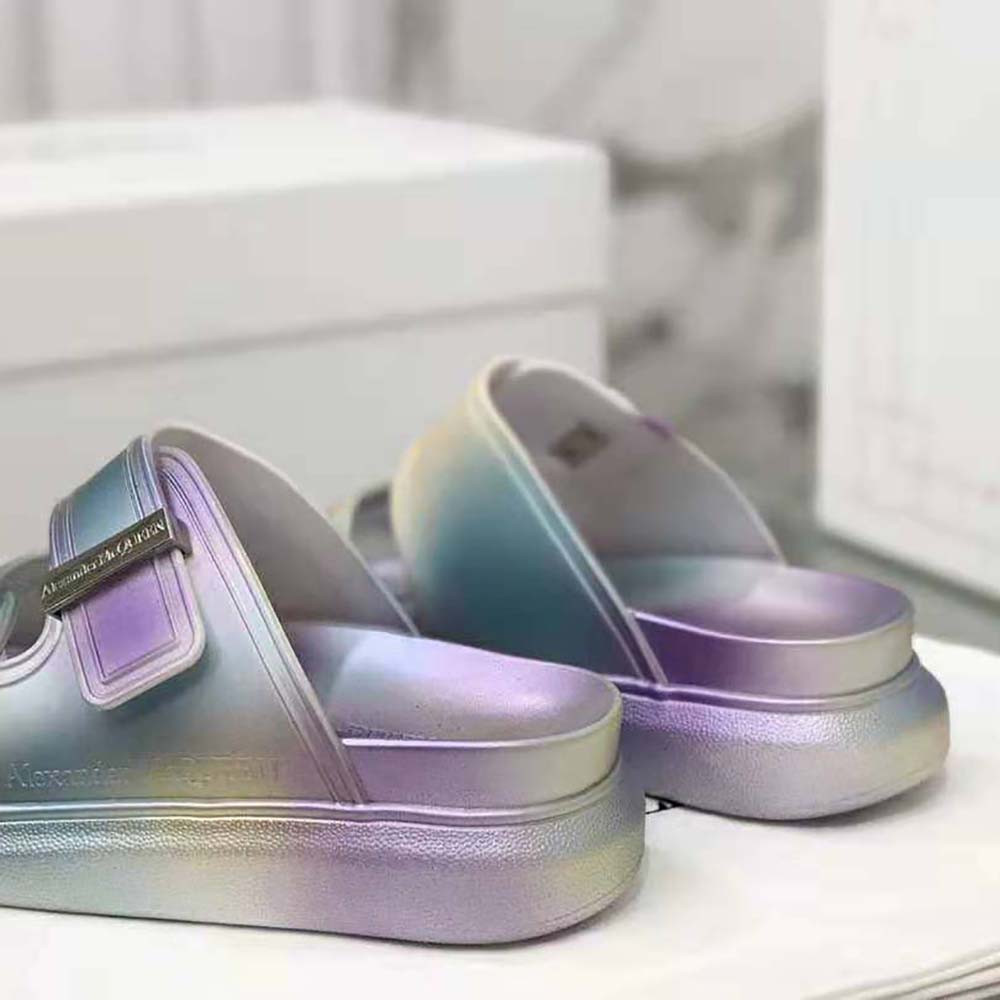 Alexander Mcqueen Women Oversized Hybrid Slide in Silver - image 6
