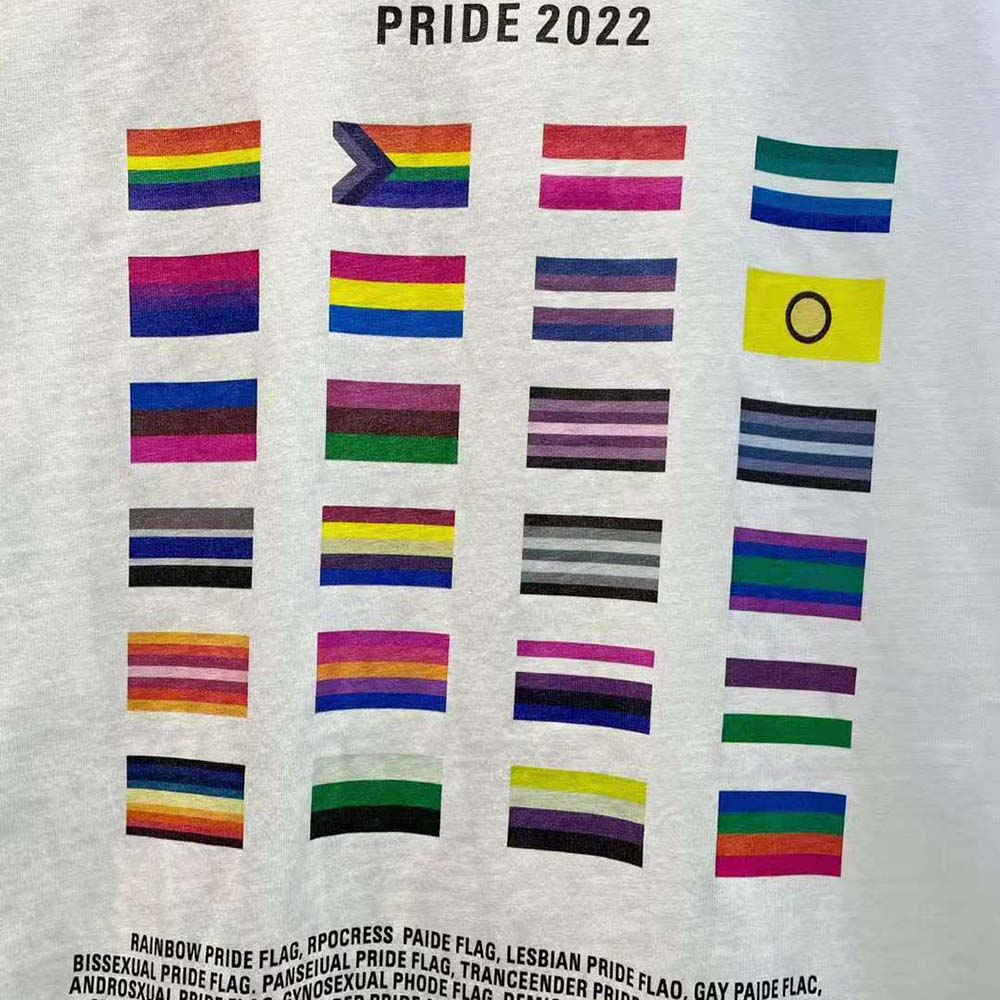 Balenciaga Women Pride 22 T-Shirt Oversized in White and Black Vintage Jersey - image 6