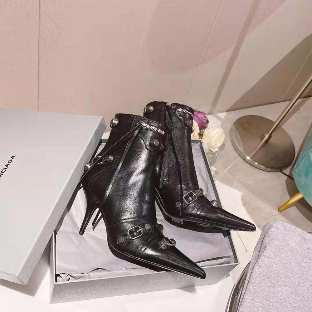 Front angle showing silhouette of Balenciaga Women Cagole 90mm Bootie