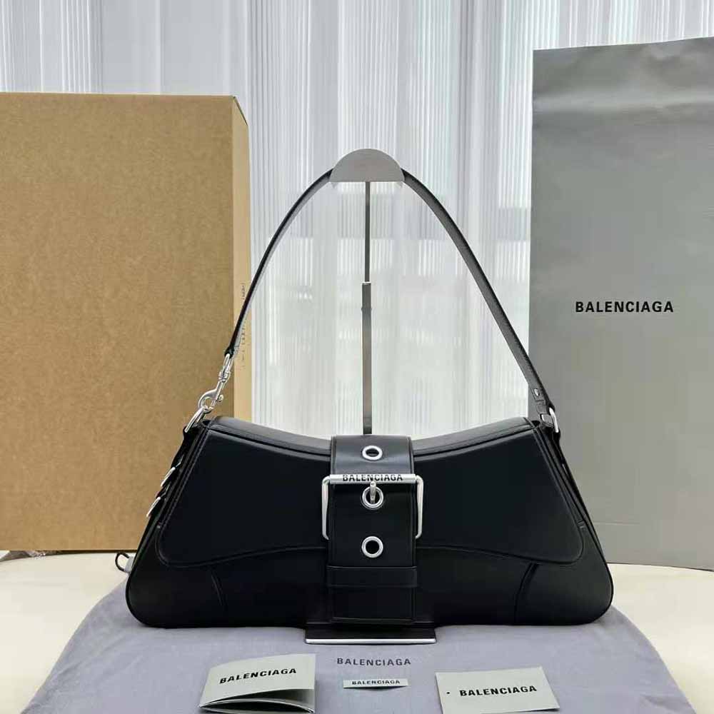 Close-up of silver hardware and magnetic closure on Balenciaga Lindsay bag