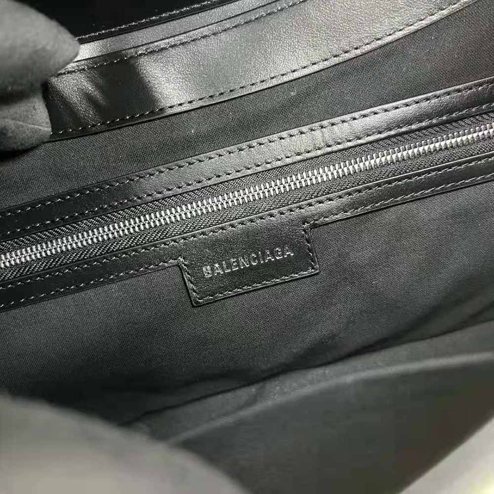 Balenciaga Women Lindsay Large Shoulder Bag in Black Shiny Smooth Calfskin - image 10