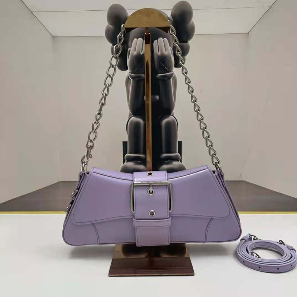Close-up of silver hardware and smooth leather on Balenciaga Lindsay shoulder bag