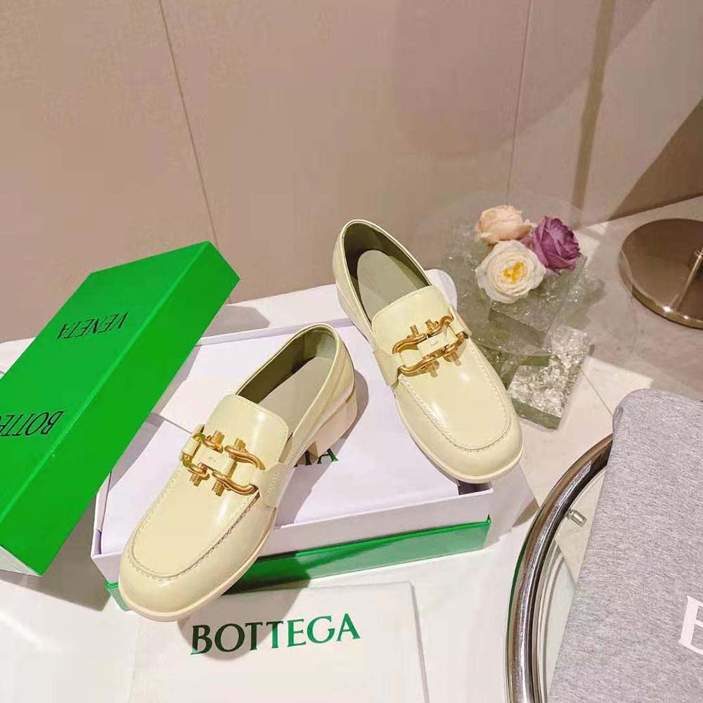 Top view highlighting signature silhouette of Bottega Veneta Unisex Monsieur Loafer