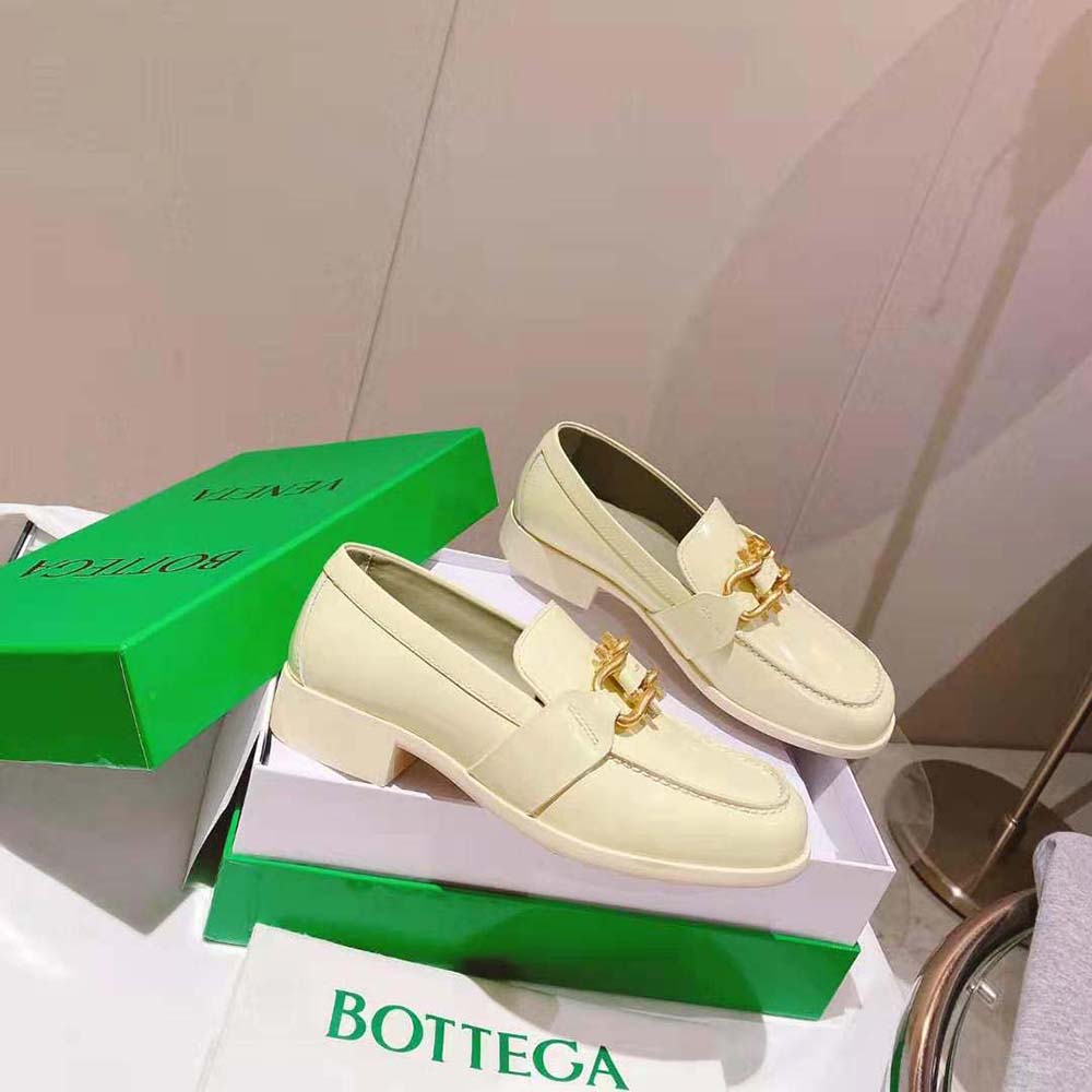 Bottega Veneta Unisex Monsieur Loafer in Calfskin Leather-Beige - image 4