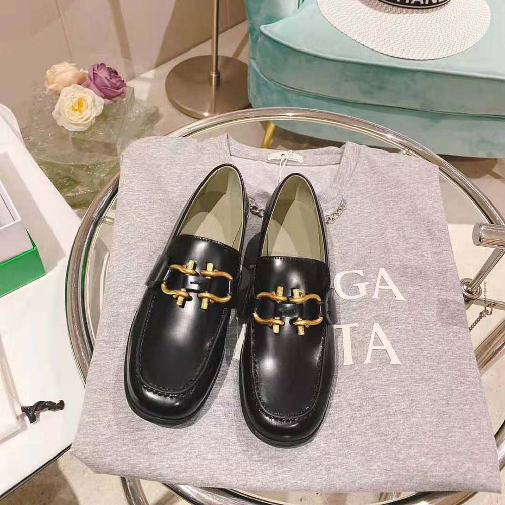 Close-up of intrecciato detail on Bottega Veneta Monsieur Loafer leather