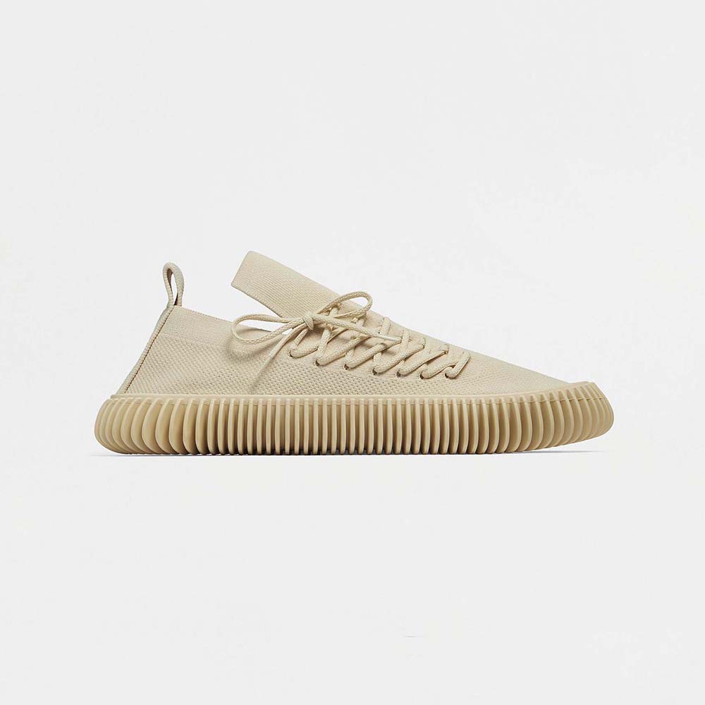 Side profile of Bottega Veneta Unisex Ripple Tech Knit Lace-up Sneakers-Beige