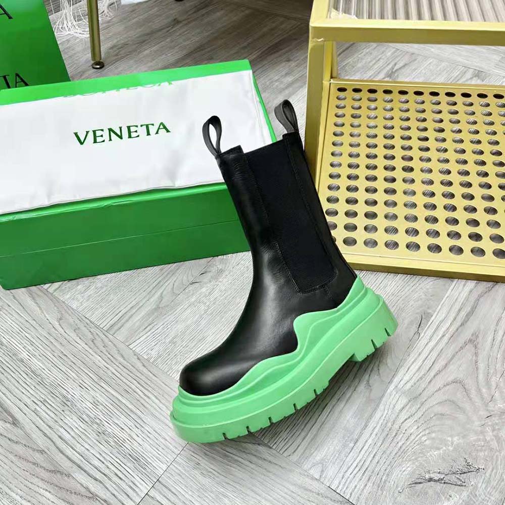 Bottega Veneta Unisex Tire Chelsea Boot in Vegetally-Tanned Leather-Green - image 8