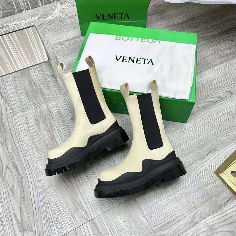 Bottega Veneta Unisex Tire Chelsea Boot in Vegetally-Tanned Leather-White - image 5