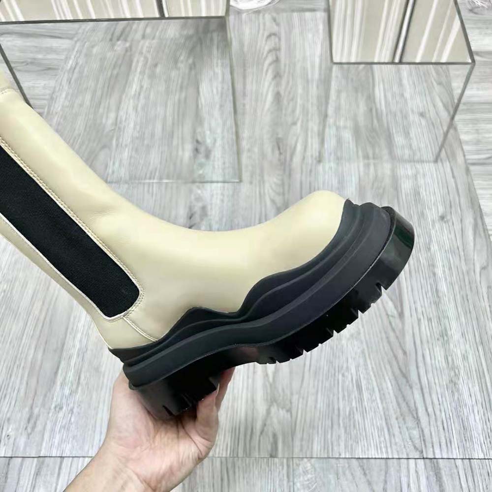 Bottega Veneta Unisex Tire Chelsea Boot in Vegetally-Tanned Leather-White - image 9