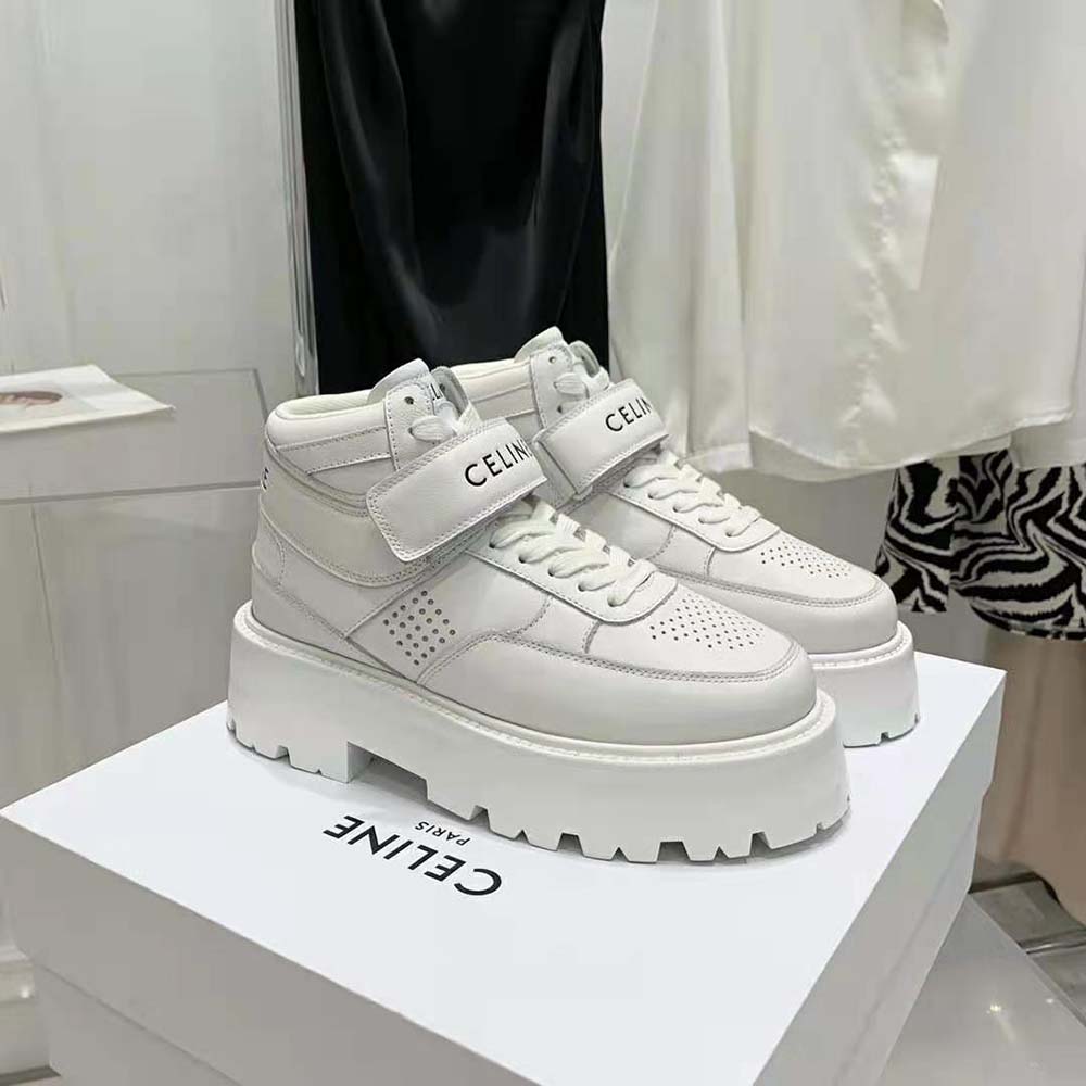 Overhead shot showing chunky sole of Celine Unisex Bulky Trainer High Sneaker
