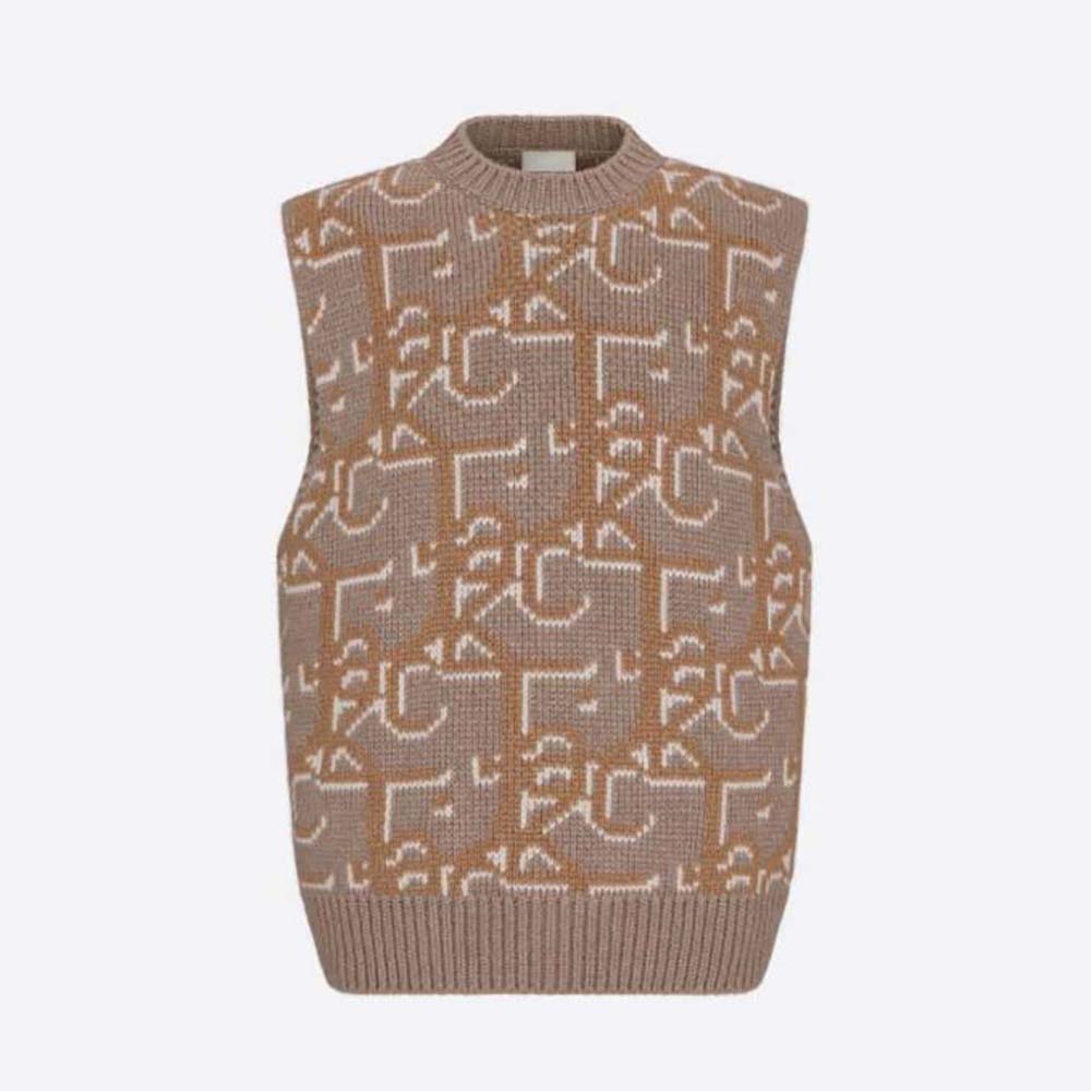 Front view of Dior Men Oversized Cactus Jack Dior Sleeveless Sweater