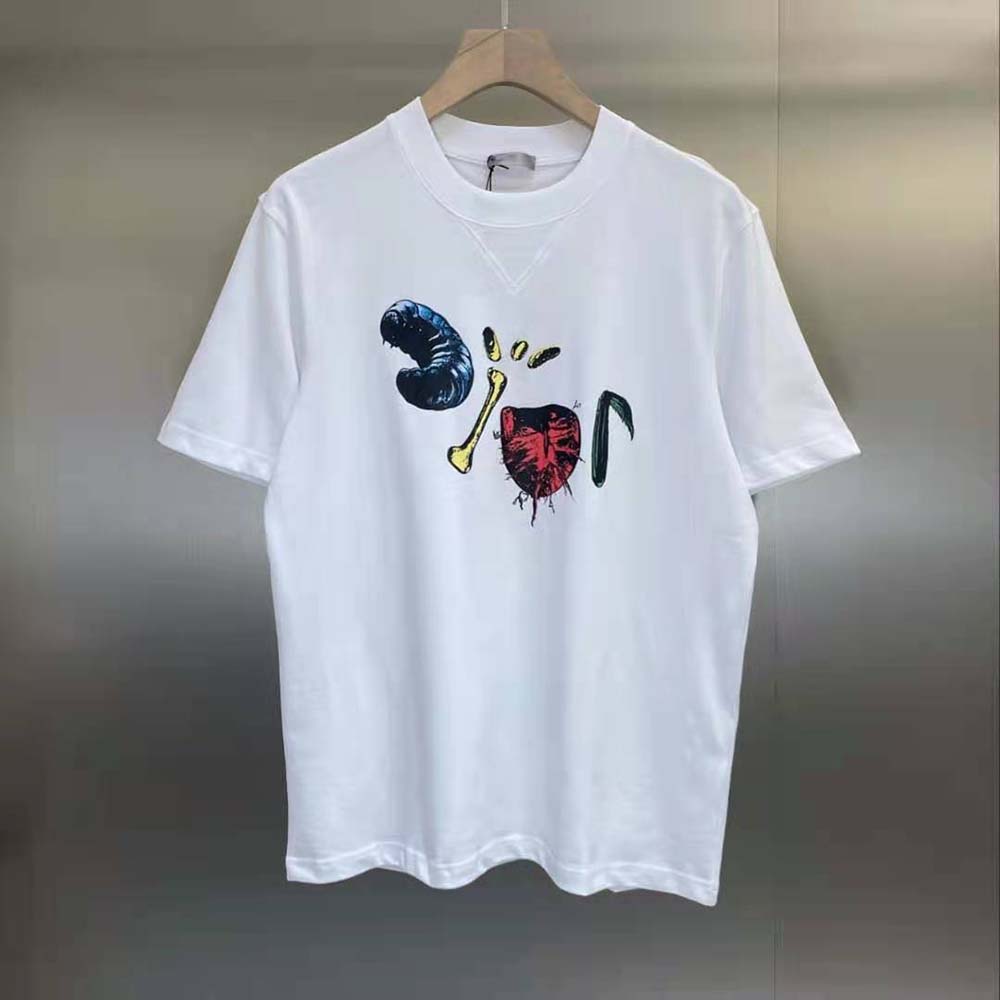 Close-up of Cactus Jack print detail on Dior Men Oversized Cactus Jack T-shirt
