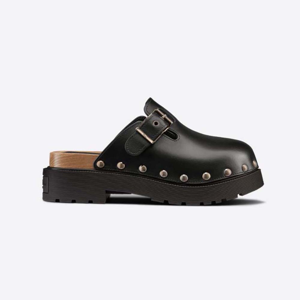 Side view of Dior Women Diorquake Clog Black Calfskin showing silhouette