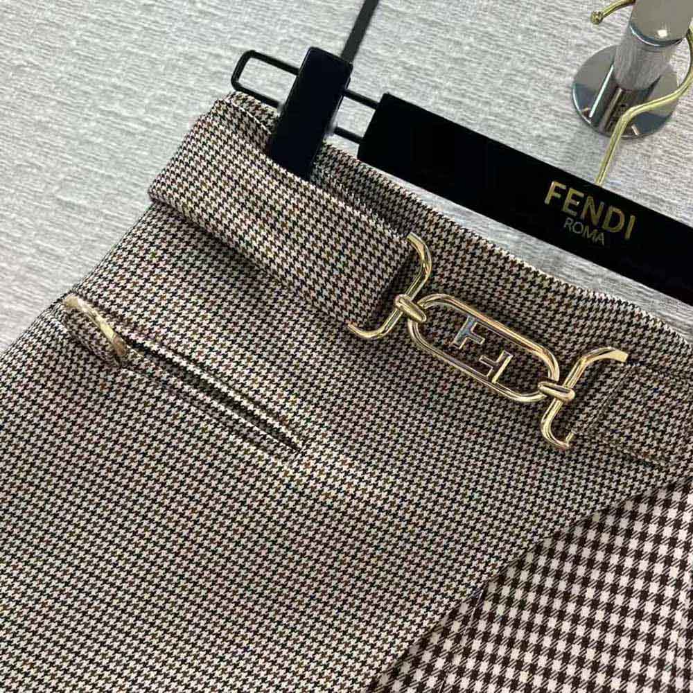 Fendi Women Beige Houndstooth Wool Shorts - image 7