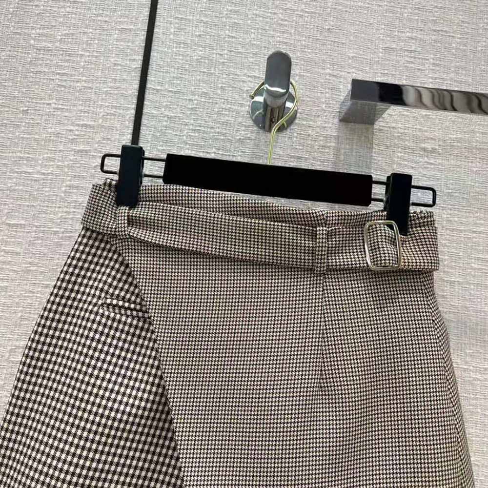 Fendi Women Beige Houndstooth Wool Shorts - image 8