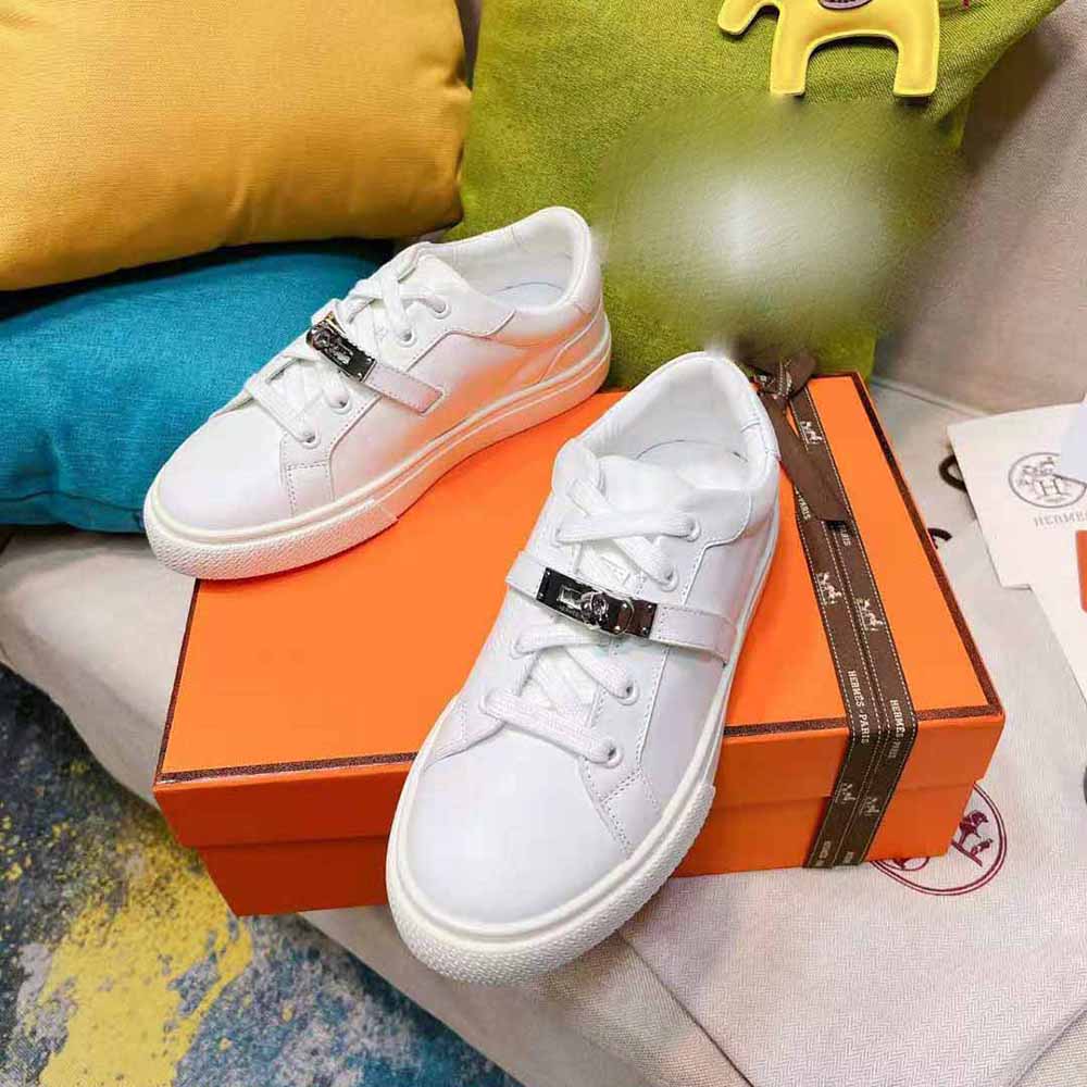 Hermes Women Day Sneaker in Calfskin and Matte Mississippiensis Alligator Leather - image 4