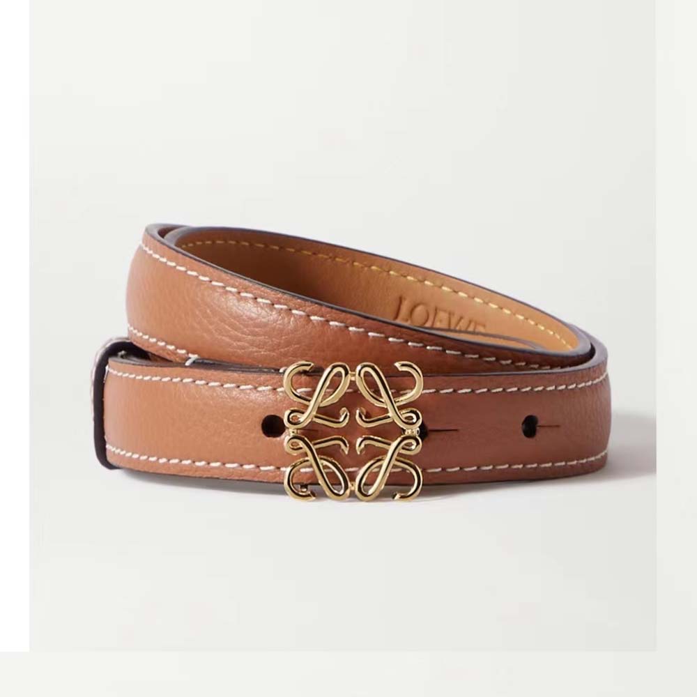 Front view of Loewe Women Anagram Belt in Pebble Grain Calfskin-Brown