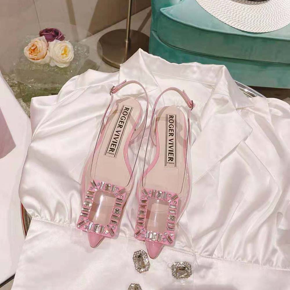 Close-up on strass crystal buckle detail of Roger Vivier Gommettine slingback ballerinas