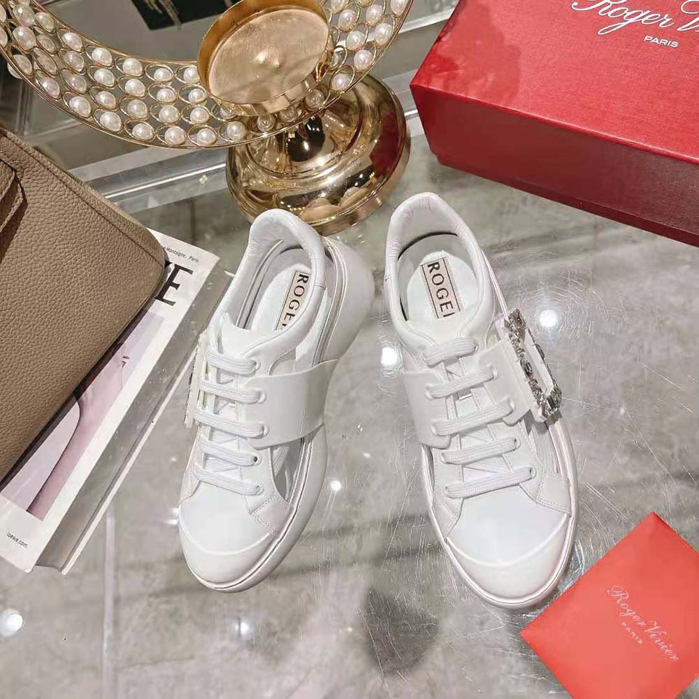 Close-up of crystal strass buckle on Roger Vivier Women Viv’ Skate Sneakers