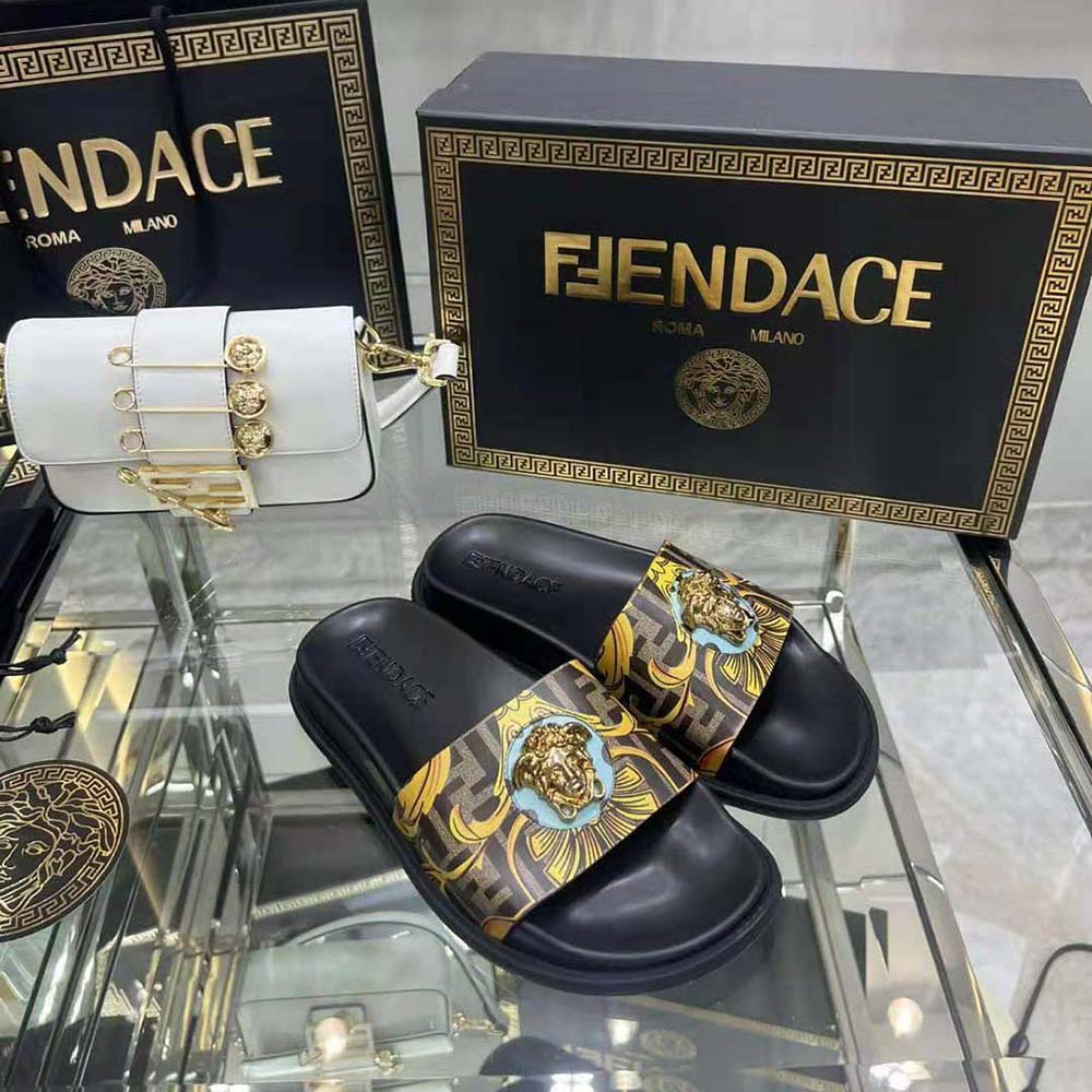 Versace Unisex Fendace wild Baroque Sliders-Black - image 4