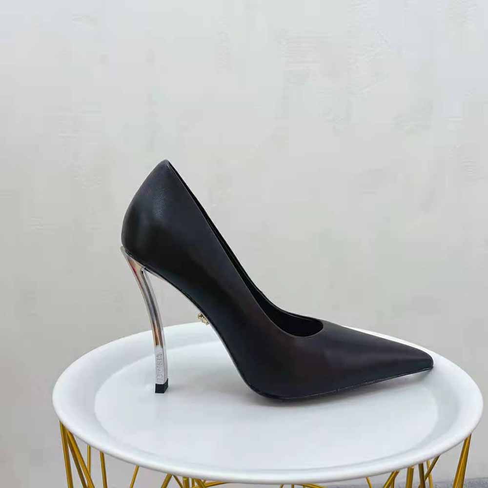 Versace Women Pin-Point Pumps in Calf leather-Black - image 6