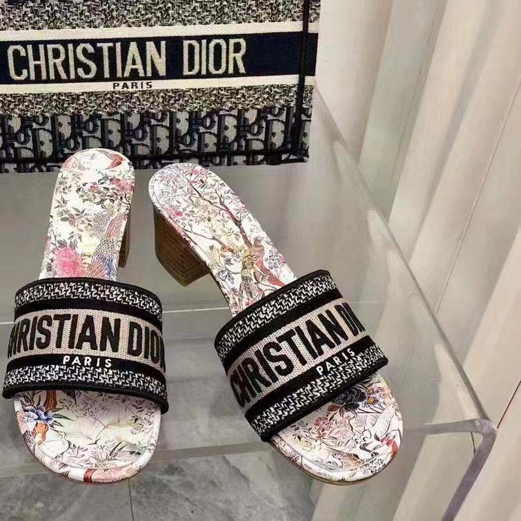 Close-up detail of multicolor embroidery on Dior Women Dway Slide sandal