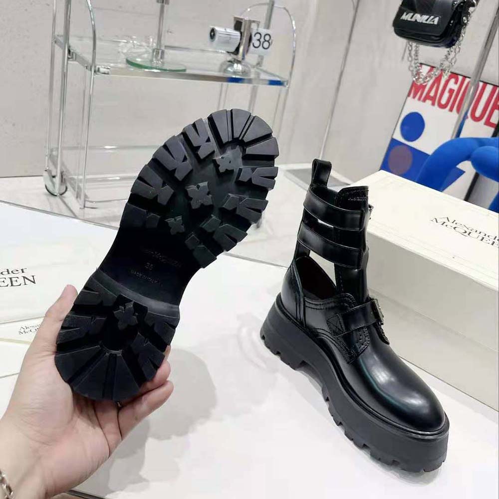 Alexander Mcqueen Women Rave Buckle Boot in Black/Silver - image 9
