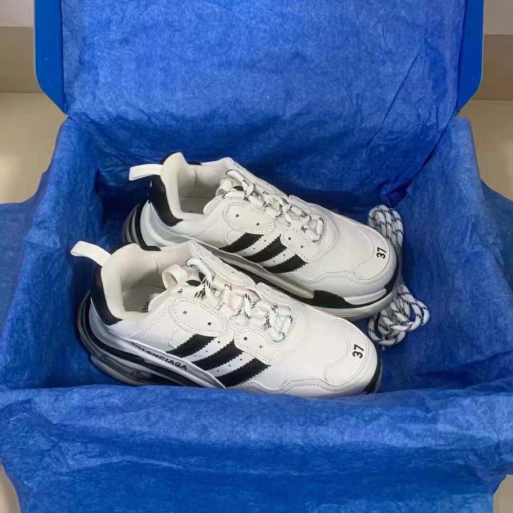 Balenciaga Unisex Balenciaga / Adidas Triple S Sneaker in White - image 4