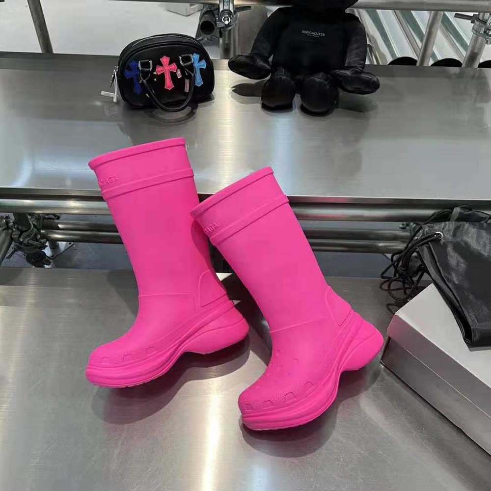 Balenciaga Women Crocs™ Boot in Bright Pink Rubber - image 6