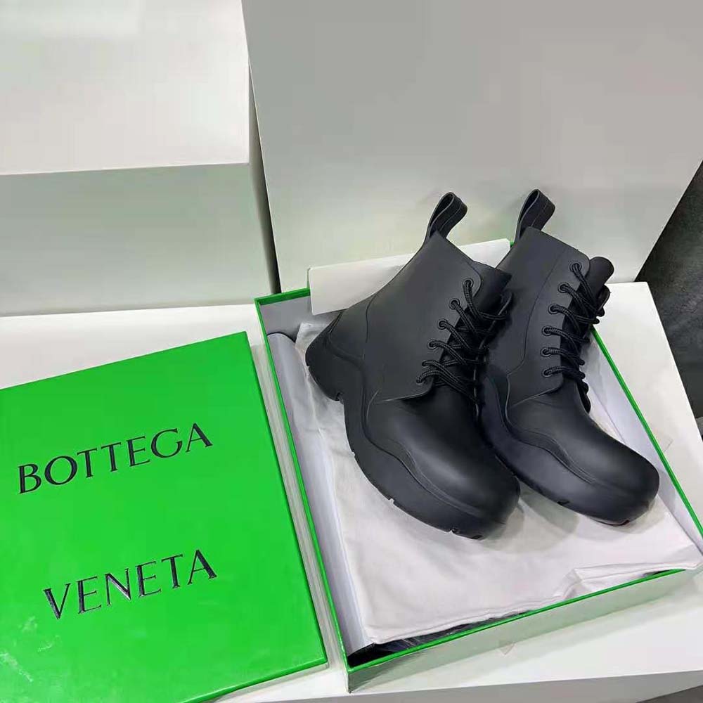 Bottega Veneta Unisex Puddle Lace-Up Ankle Boot-Black - image 6
