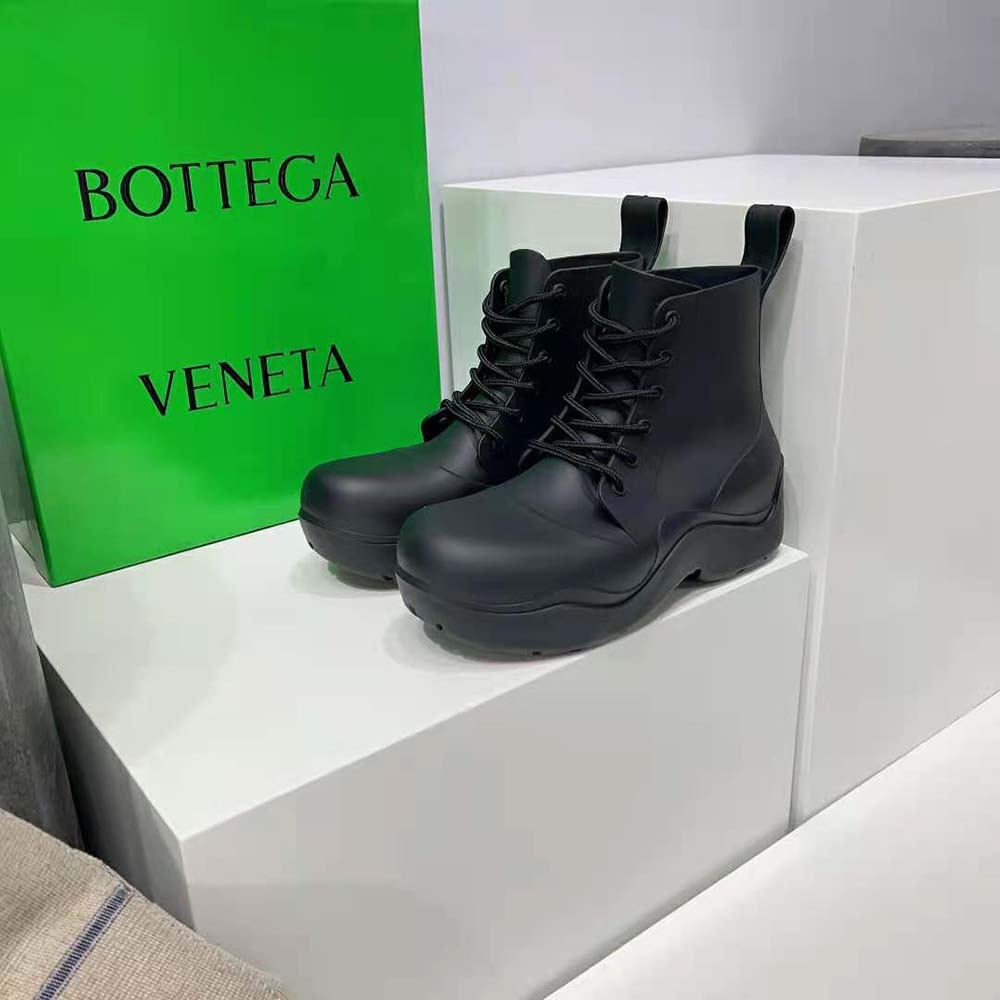 Bottega Veneta Unisex Puddle Lace-Up Ankle Boot-Black - image 4