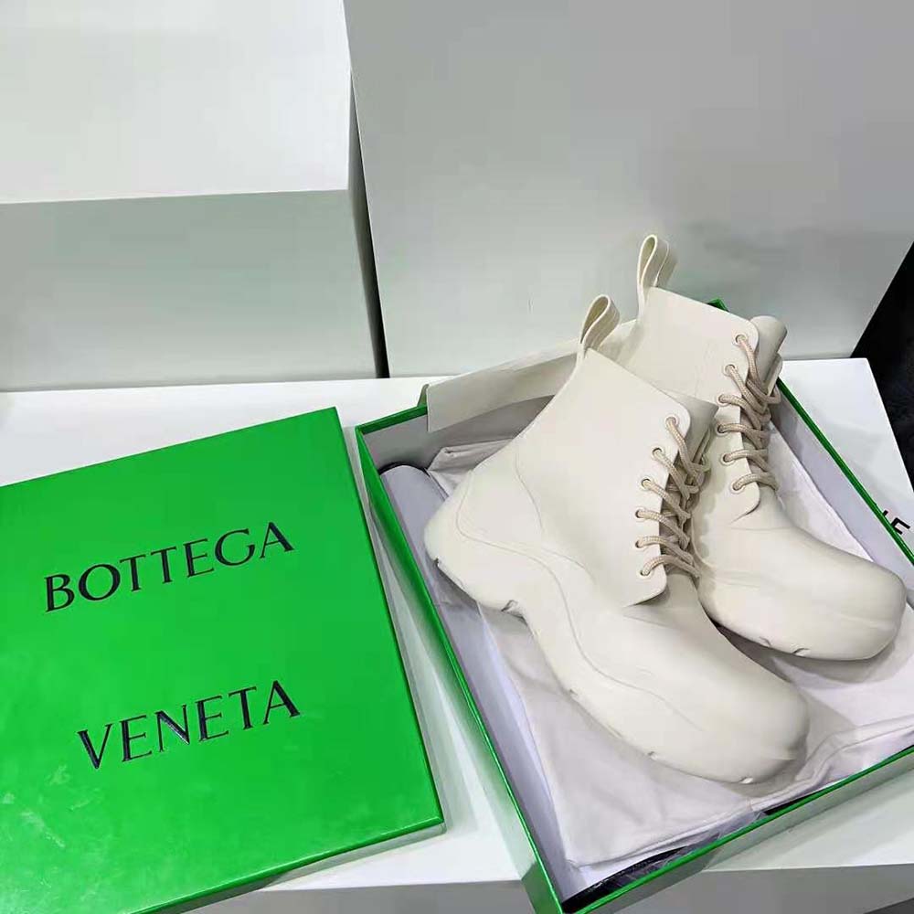 Bottega Veneta Unisex Puddle Lace-Up Ankle Boot-White - image 8