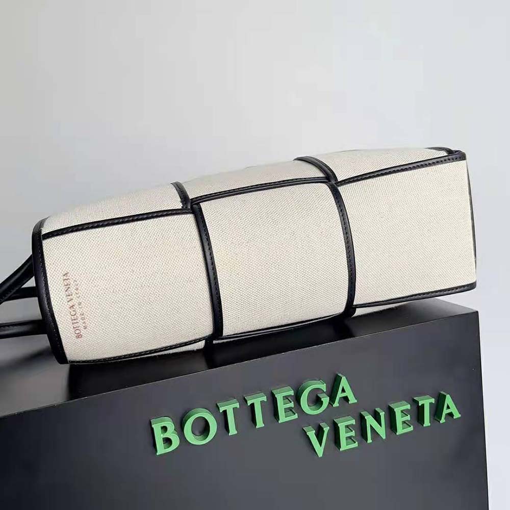 Bottega Veneta Women Large Arco Tote Bag-Black - image 4