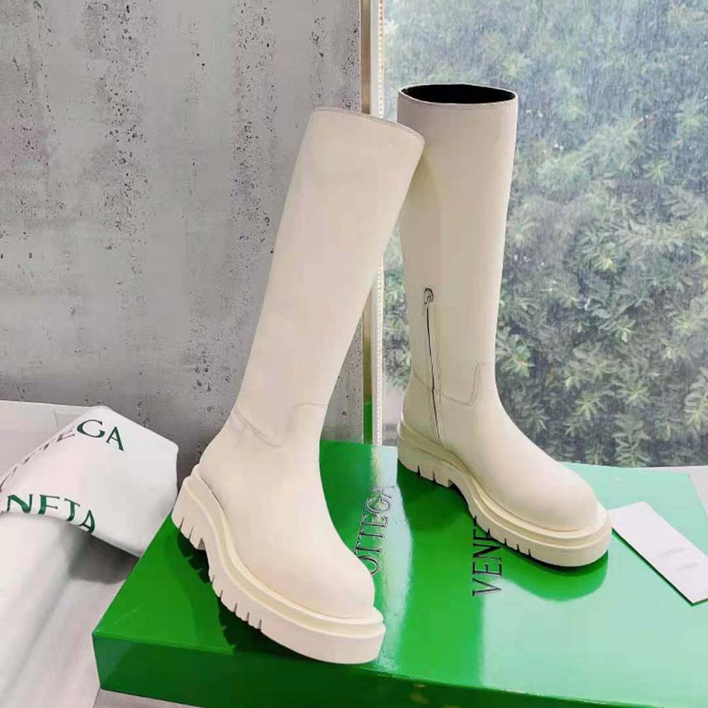 Bottega Veneta Women Lug Boot in Calfskin Leather-White - image 4