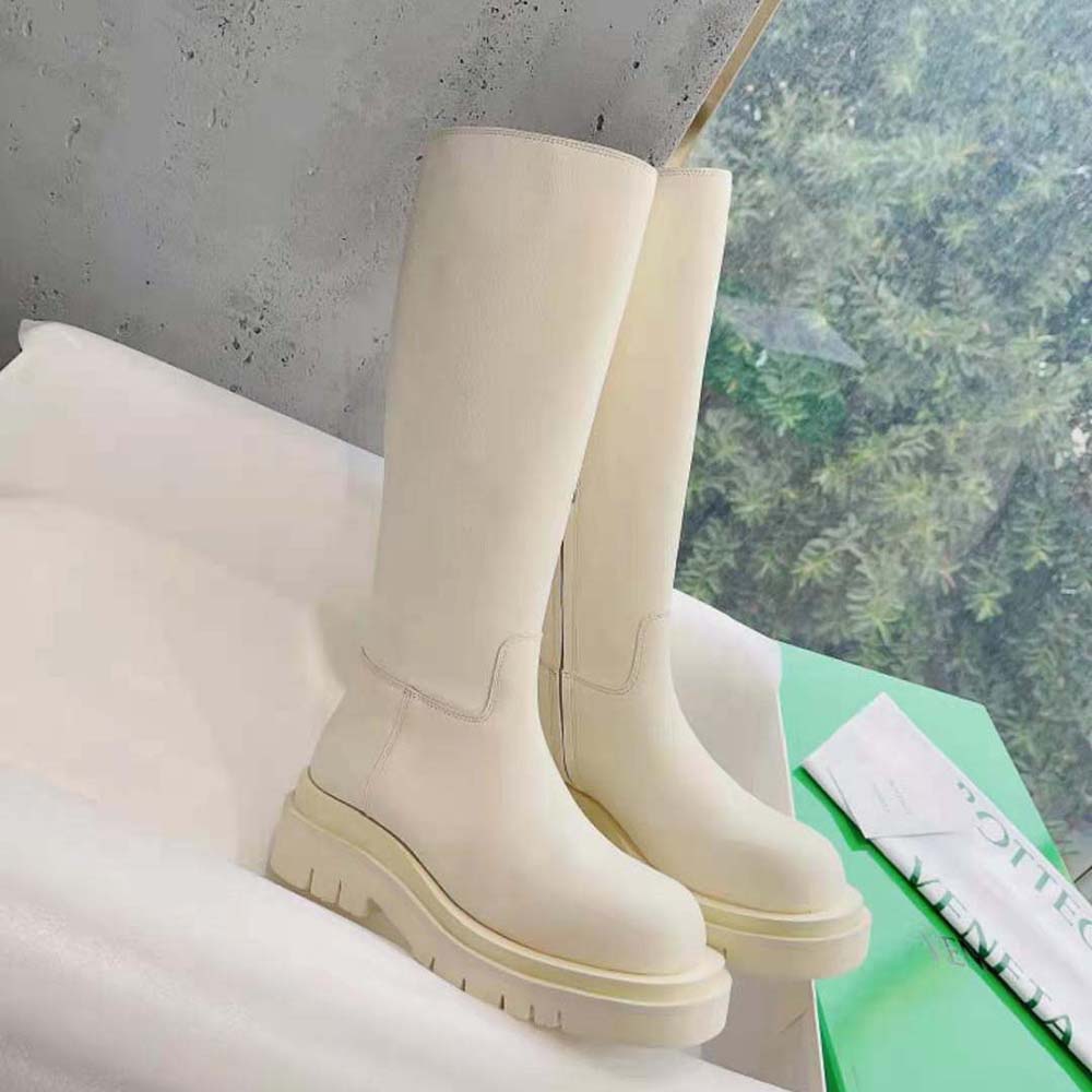 Bottega Veneta Women Lug Boot in Calfskin Leather-White - image 6