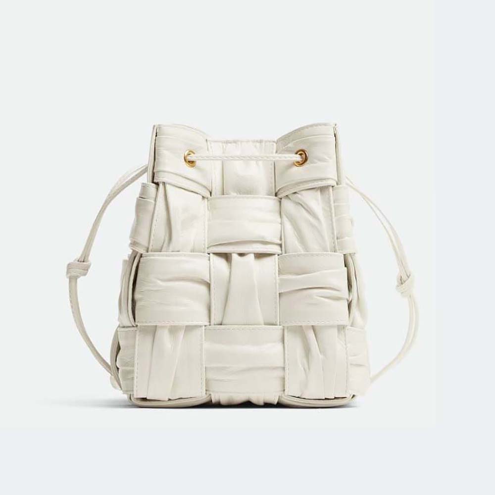 Front view of Bottega Veneta Women Small Cassette Bucket Bag in White lambskin leather