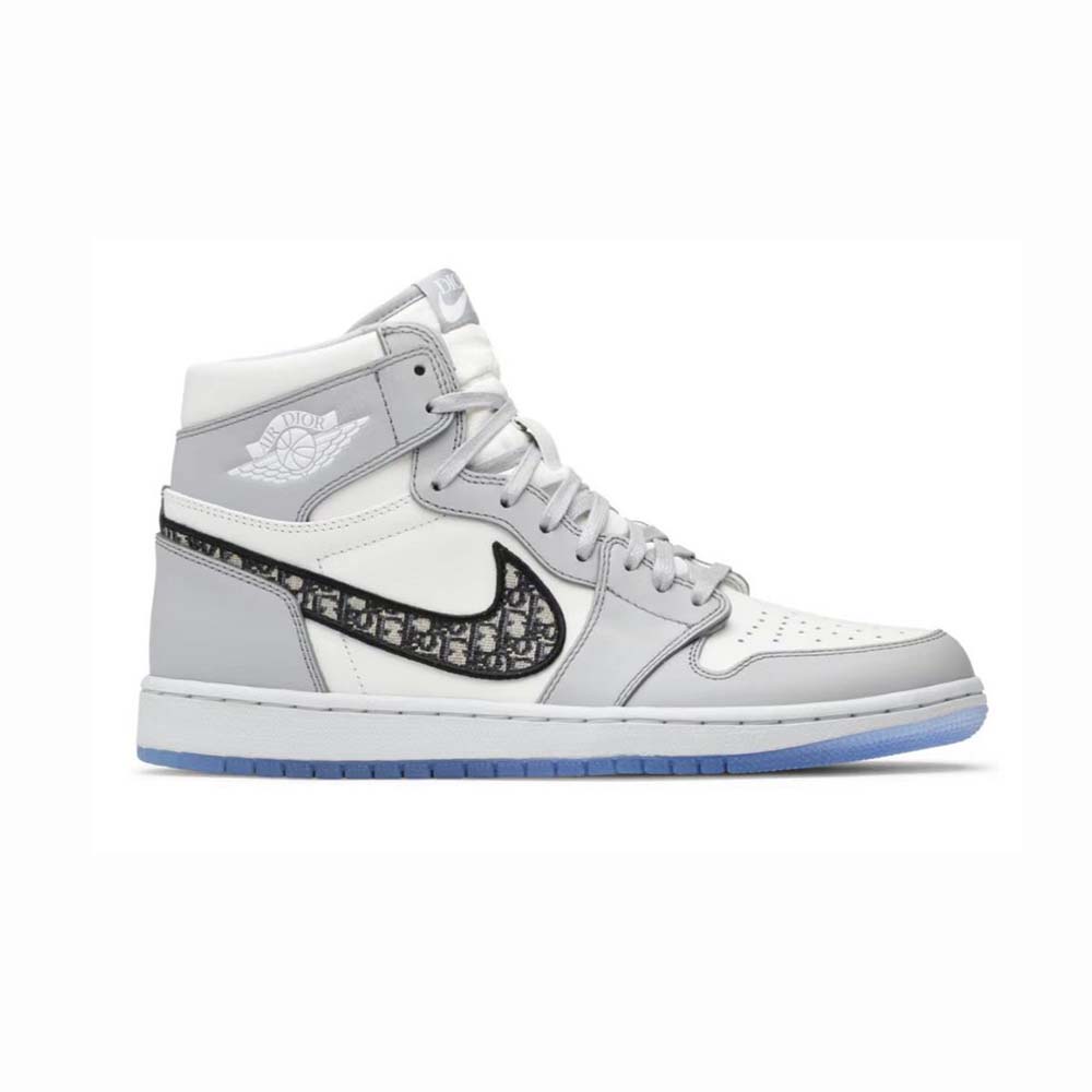 Side profile of Dior Men Air Jordan 1 Low High-Top Sneaker Gray and White