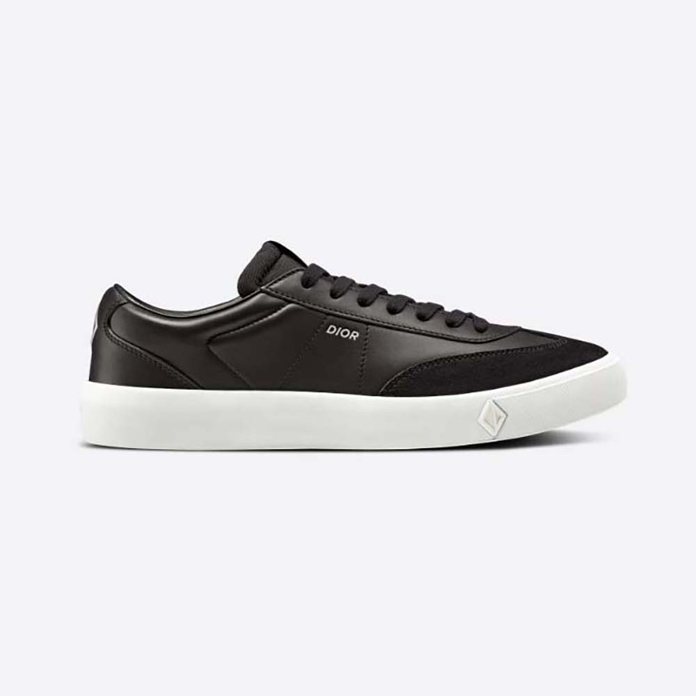 Side profile of Dior Men B101 Sneaker Black Smooth Calfskin and Nubuck