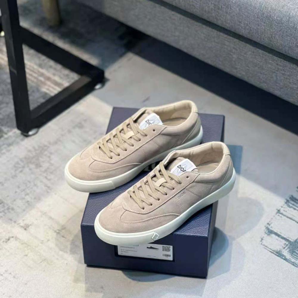 Top view showing lace closure on Dior Men B101 Sneaker in blue