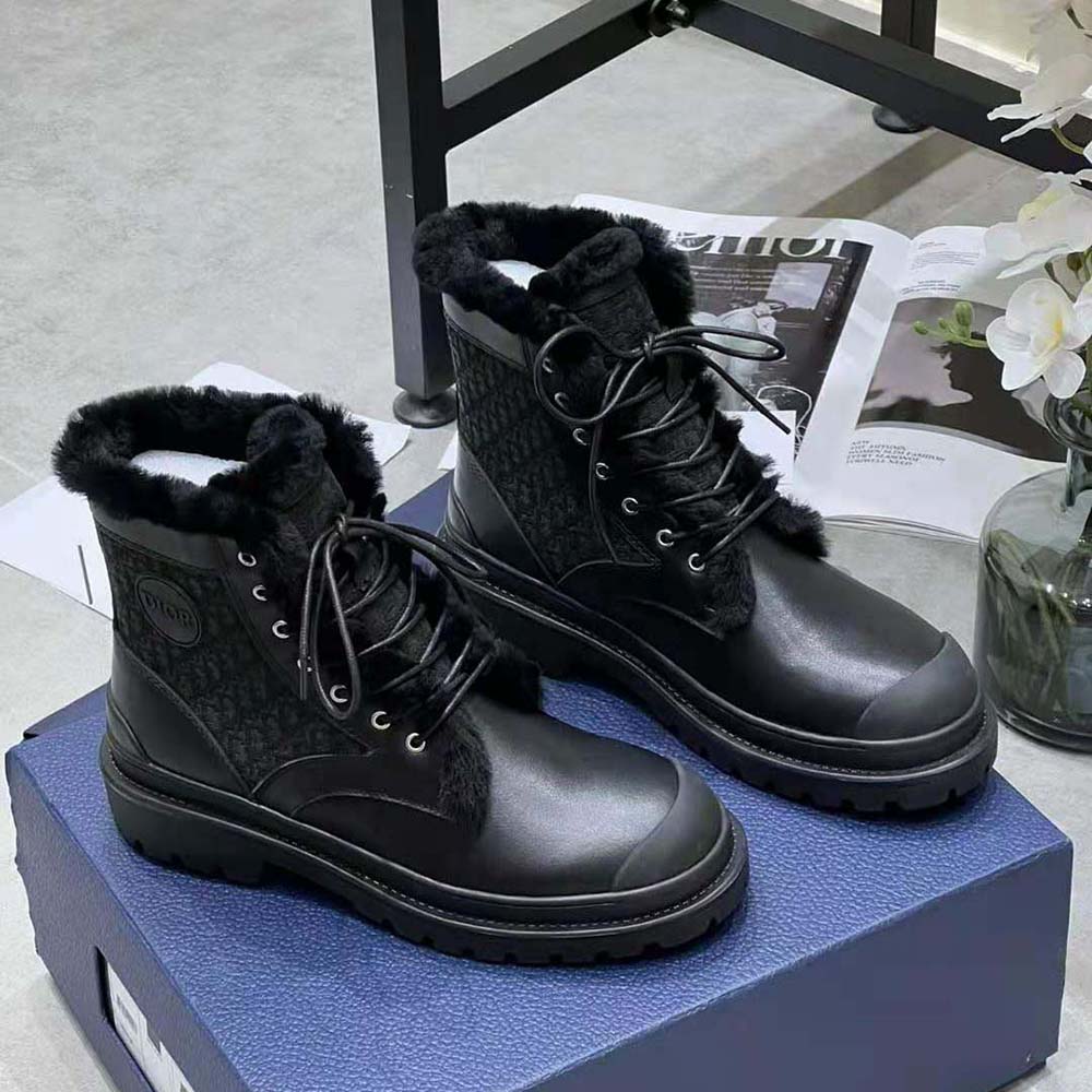 Side profile showing zipper on Dior Men Explorer Ankle Boot