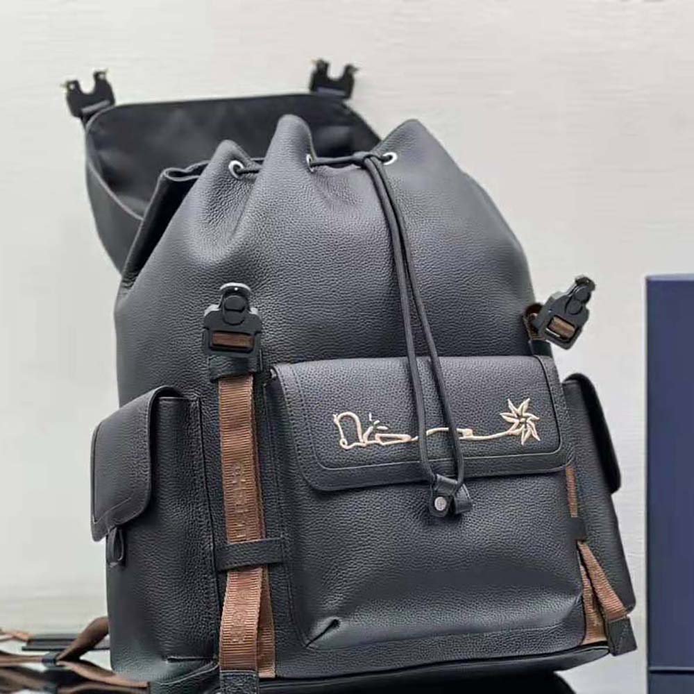 Dior Men Hit the Road Cactus Jack Dior Backpack Black Grained Calfskin with Embroidered Signature - image 5