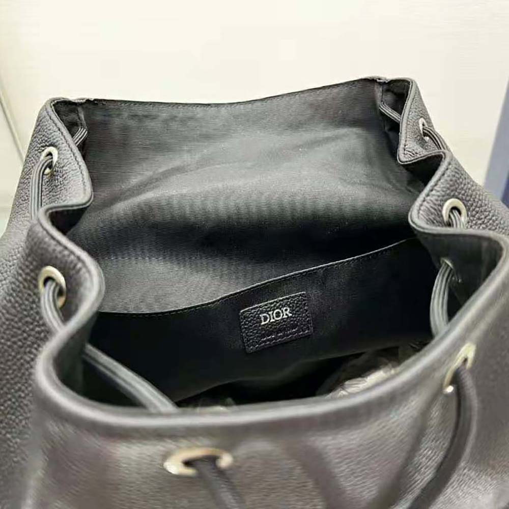 Dior Men Hit the Road Cactus Jack Dior Backpack Black Grained Calfskin with Embroidered Signature - image 9