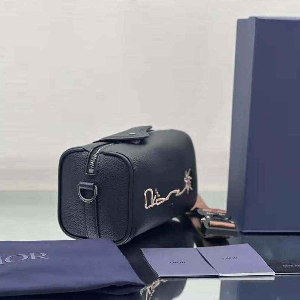 Dior Men Lingot 22 Cactus Jack Dior Bag Black Grained Calfskin with Embroidered Signature - image 4