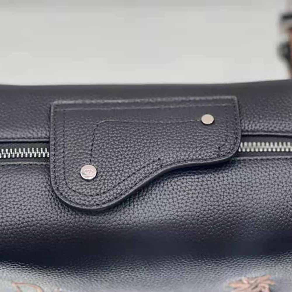 Dior Men Lingot 22 Cactus Jack Dior Bag Black Grained Calfskin with Embroidered Signature - image 7